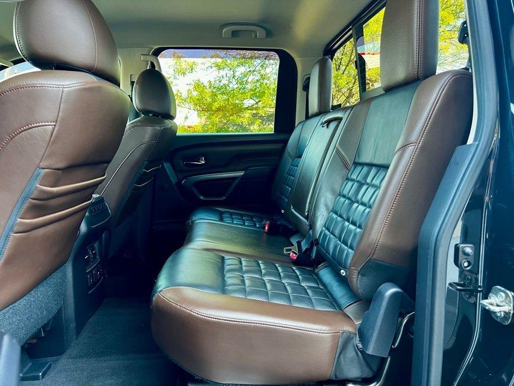 Used 2016 Nissan Titan Platinum Reserve AWD/4WD image 19
