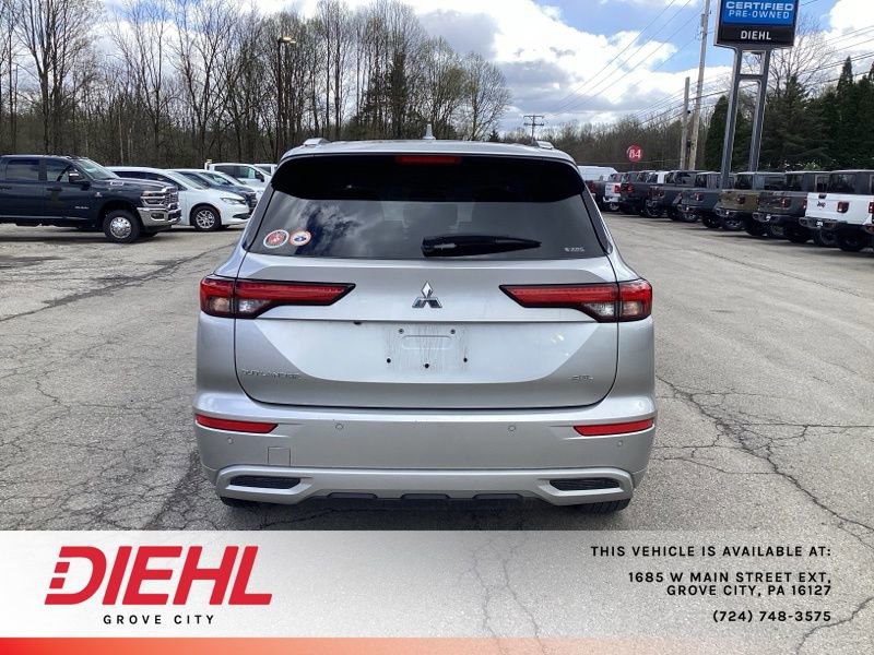 Used 2024 Mitsubishi Outlander SEL image 7