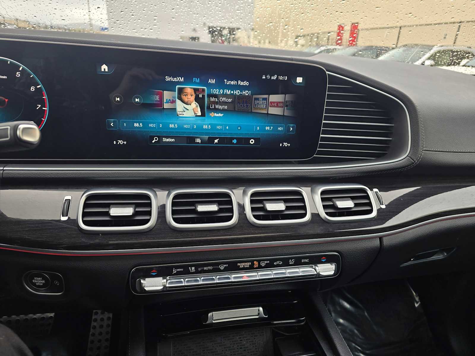 Used 2023 Mercedes-Benz GLS 580 4MATIC image 29