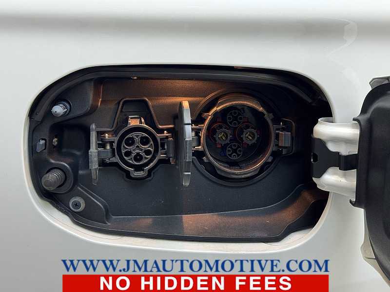 Used 2019 Mitsubishi Outlander SEL image 12