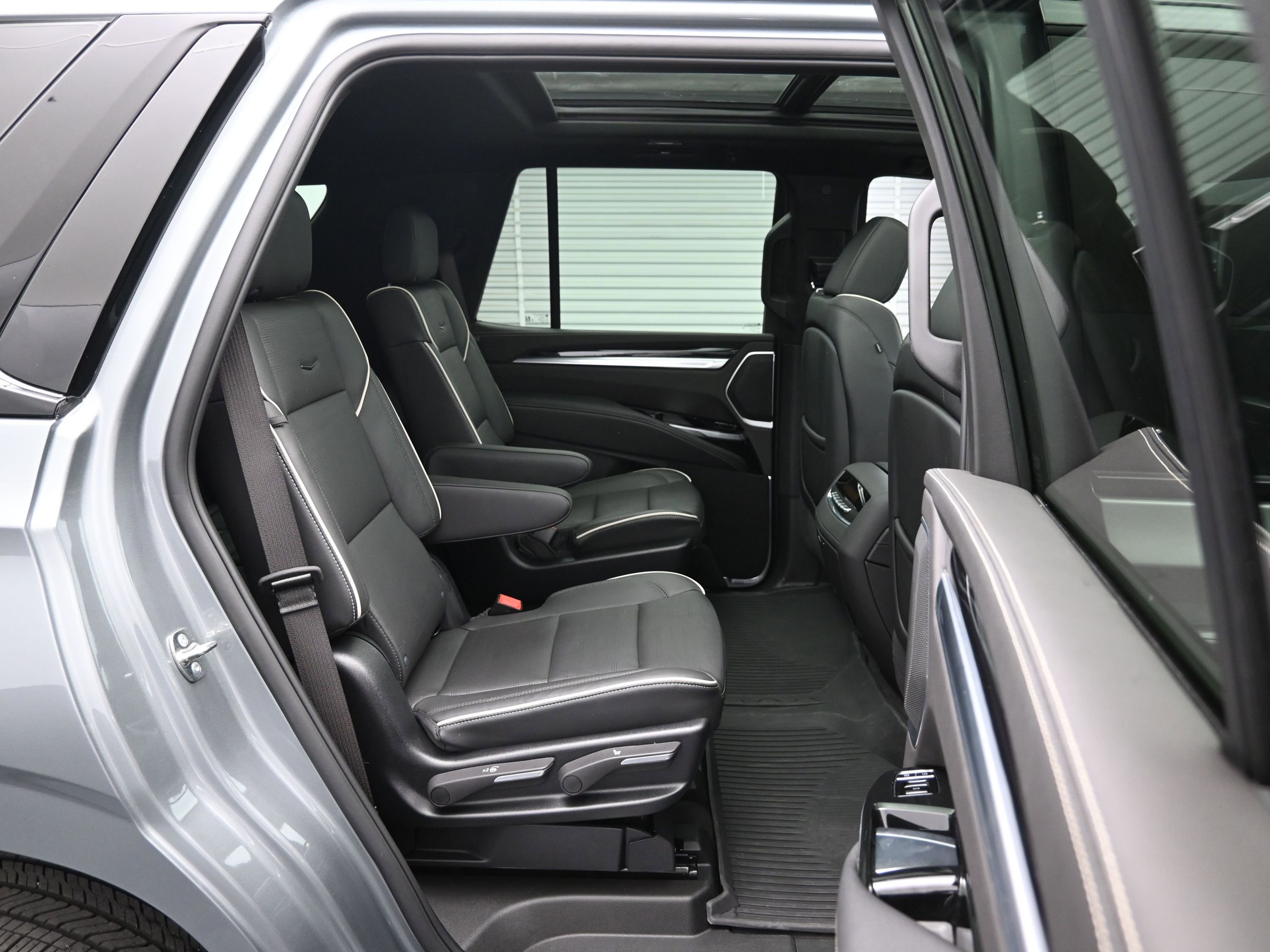 Used 2026 Cadillac Escalade Sport w/ Touring Package AWD/4WD image 12