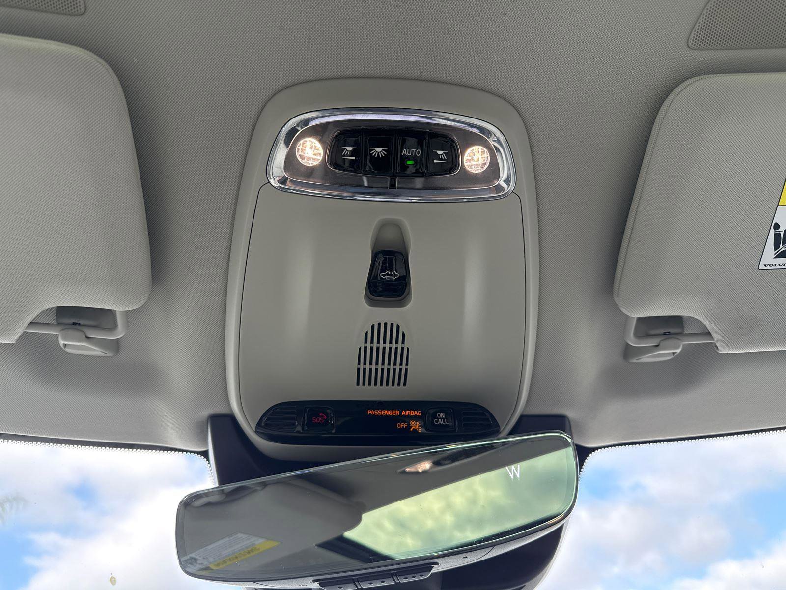 Used 2019 Volvo XC90 T6 Momentum w/ Advanced Package image 25