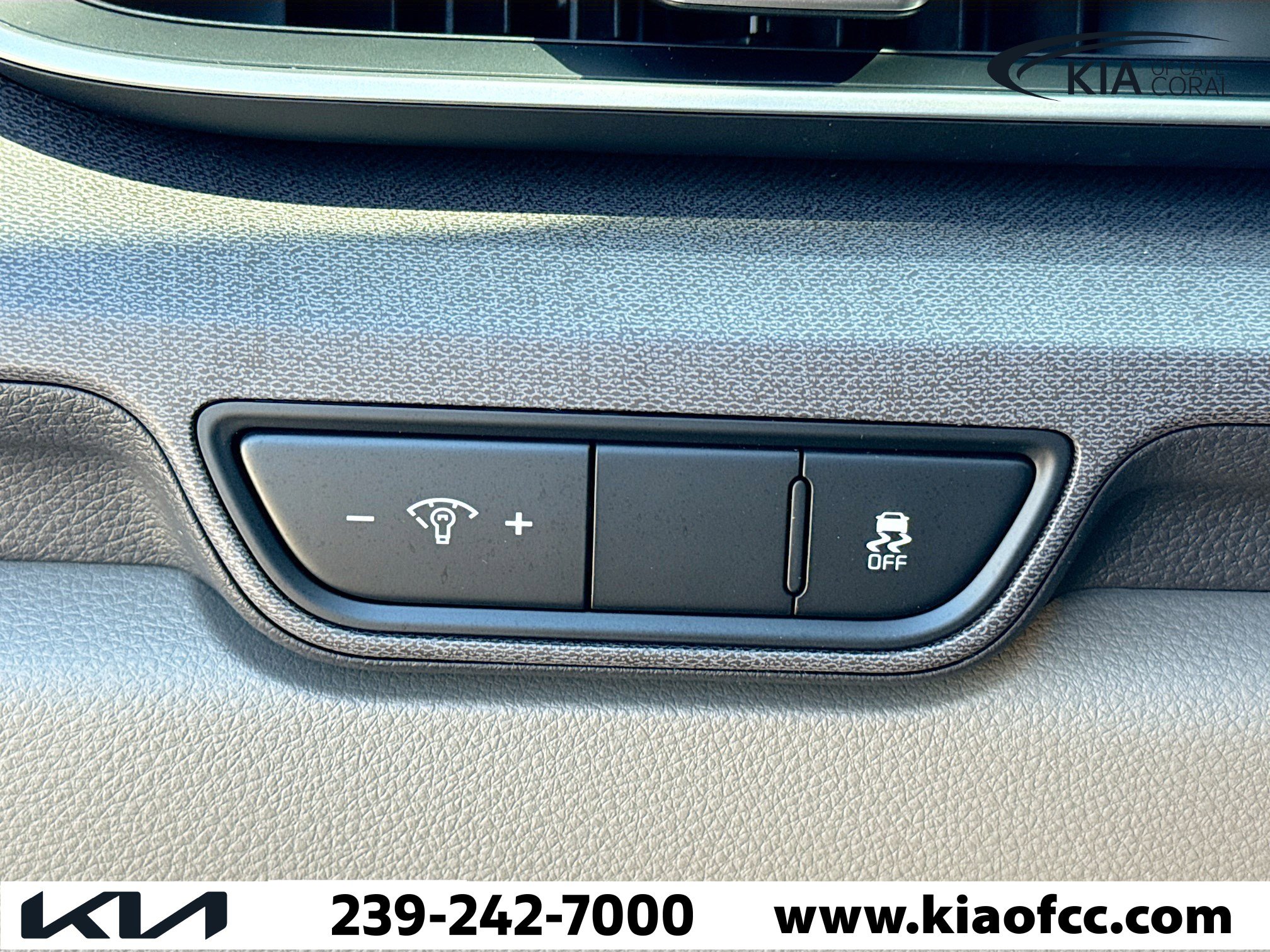 New 2026 Kia Carnival EX image 36