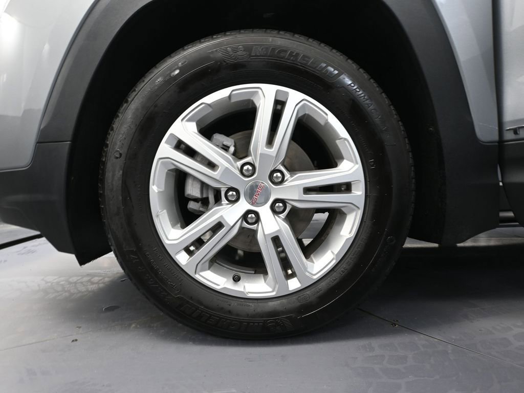 Used 2024 GMC Terrain SLE image 16