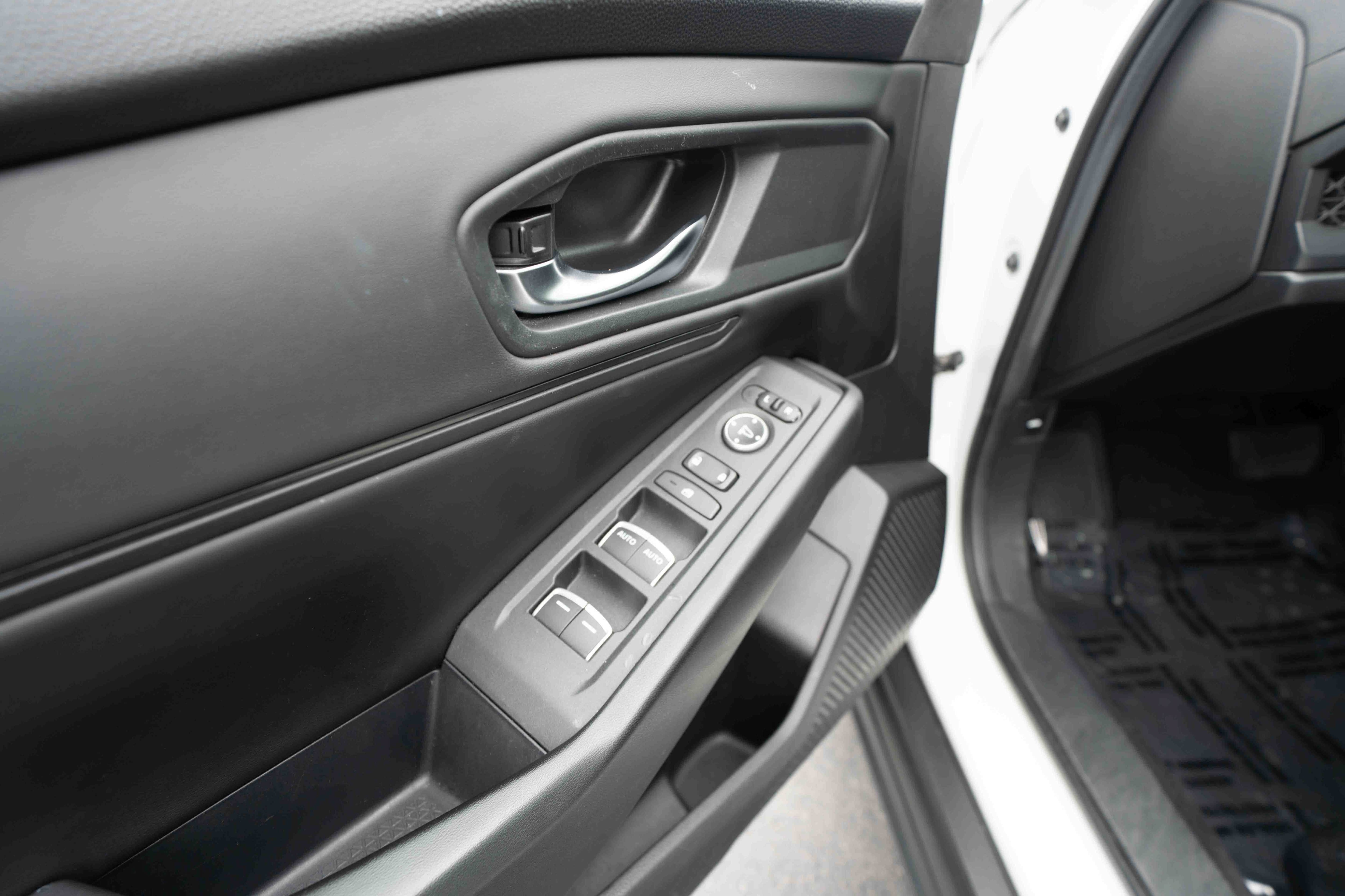 Used 2024 Honda Accord EX image 7