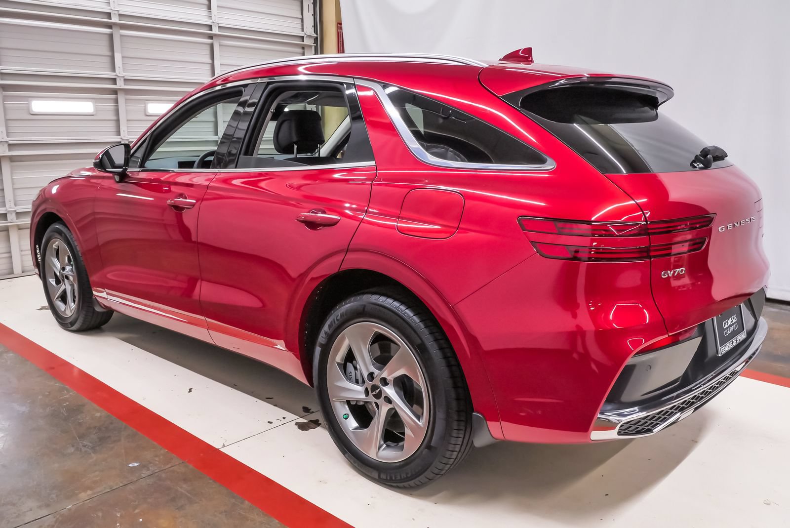 Certified 2026 Genesis GV70 2.5T AWD/4WD image 8
