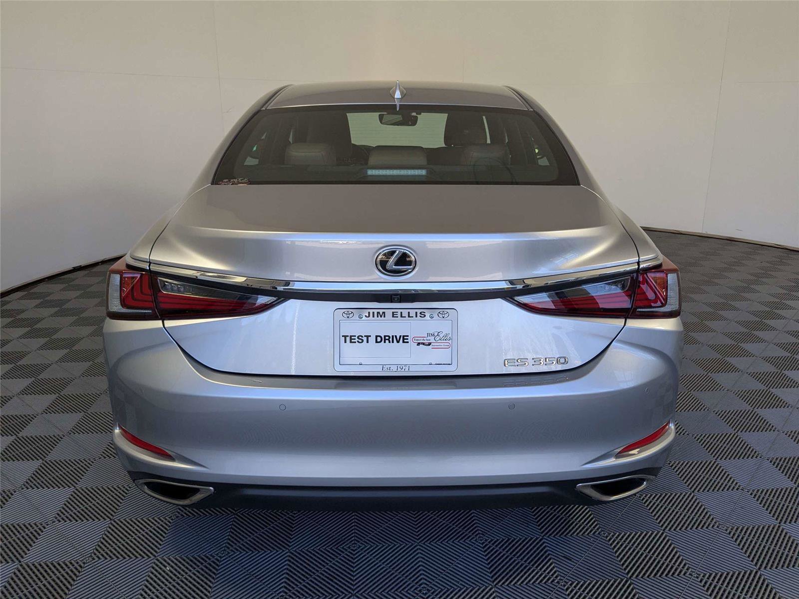Used 2025 Lexus ES 350 w/ Premium Package FWD image 6