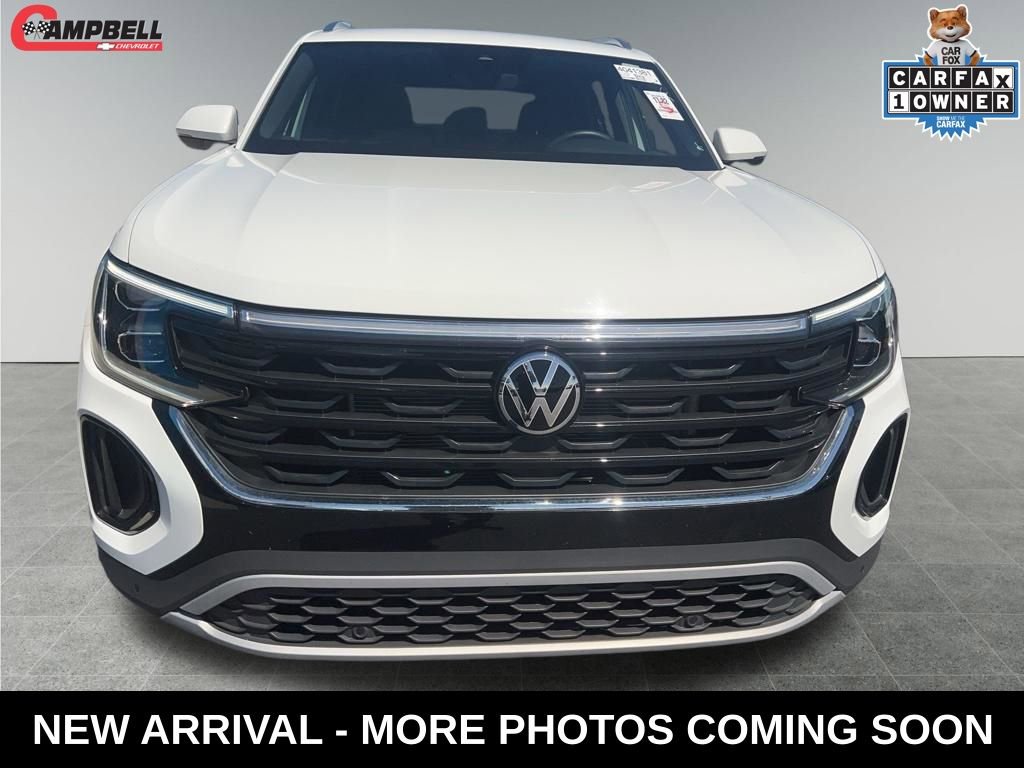 Used 2025 Volkswagen Atlas Cross Sport SE AWD/4WD image 8