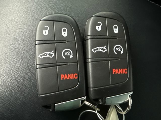 Used 2022 Dodge Charger R/T w/ Plus Group image 31