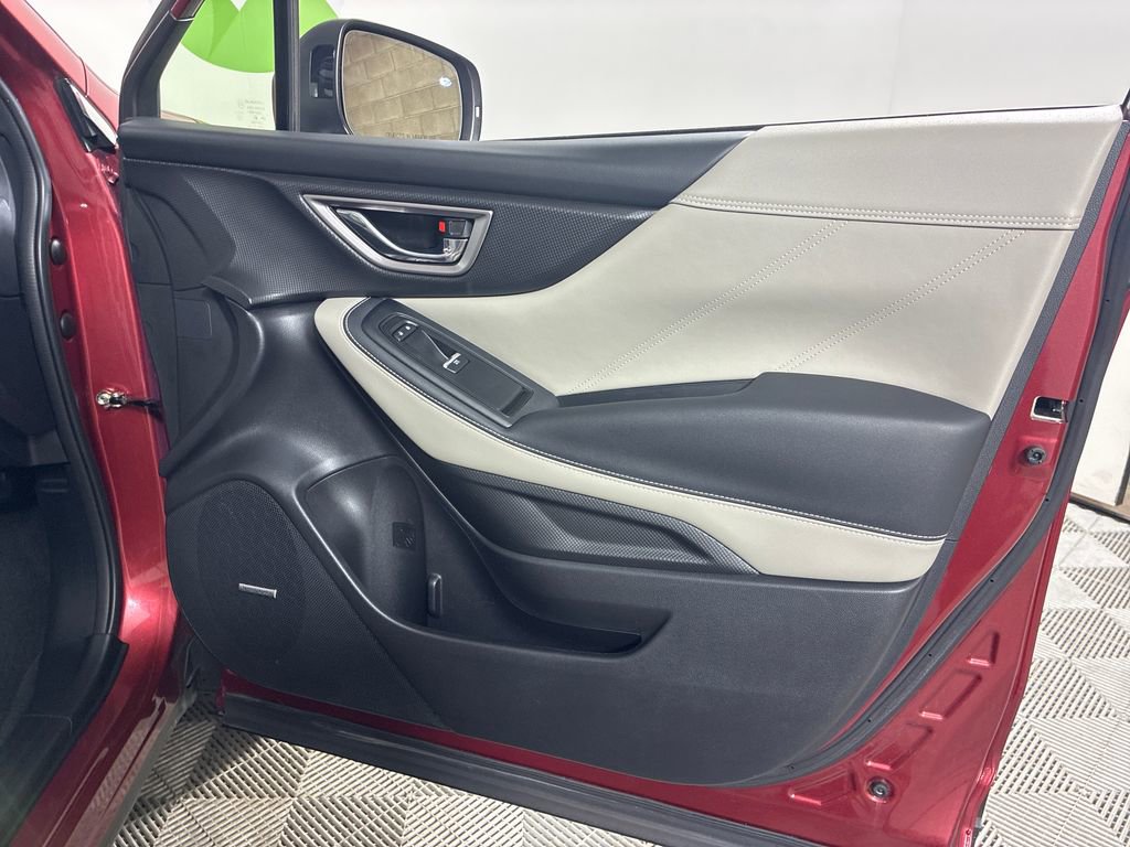 Used 2023 Subaru Forester Limited AWD/4WD image 35