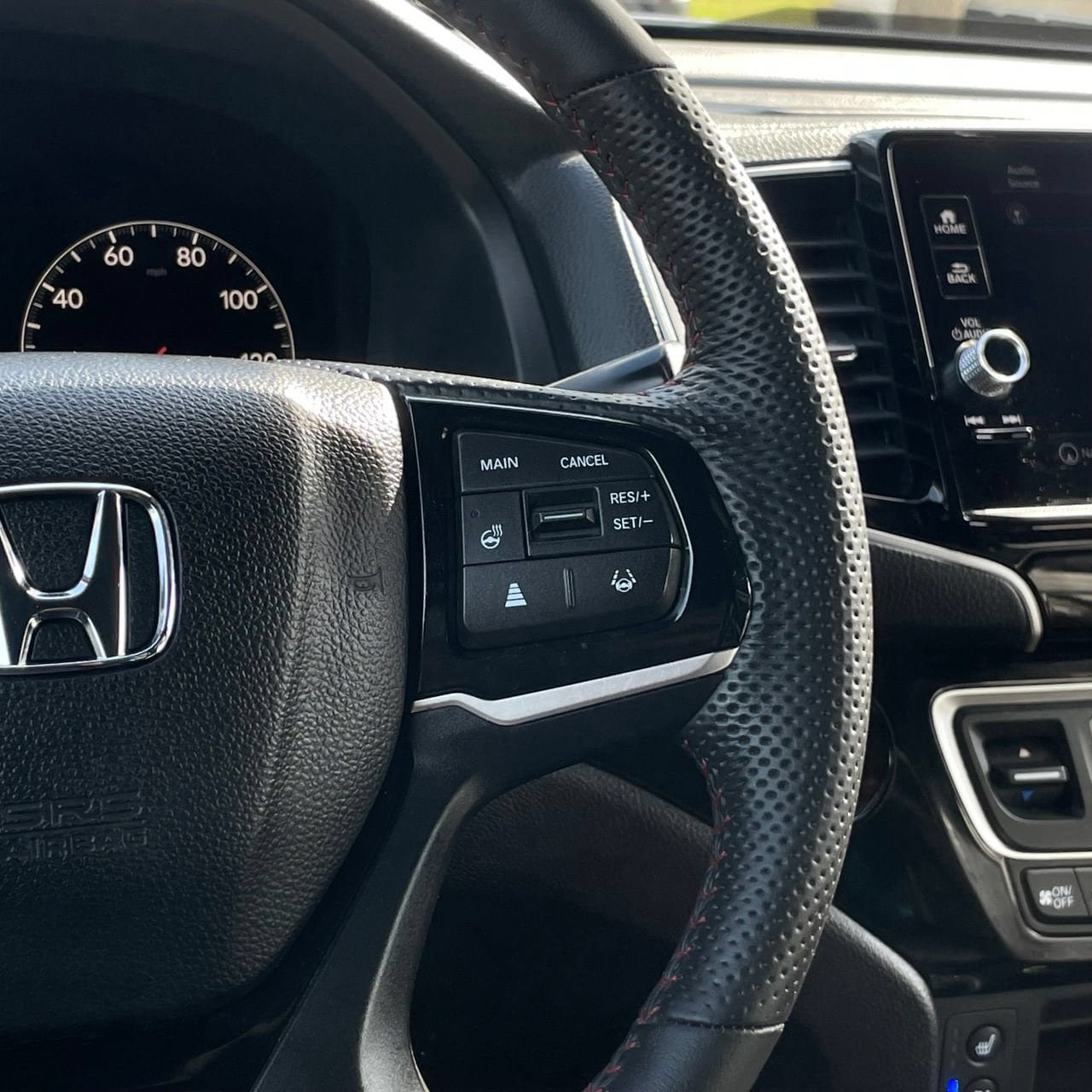 Used 2024 Honda Ridgeline Black Edition image 14