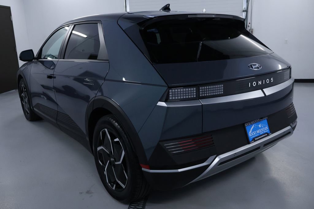 Used 2022 Hyundai Ioniq 5 SE image 5