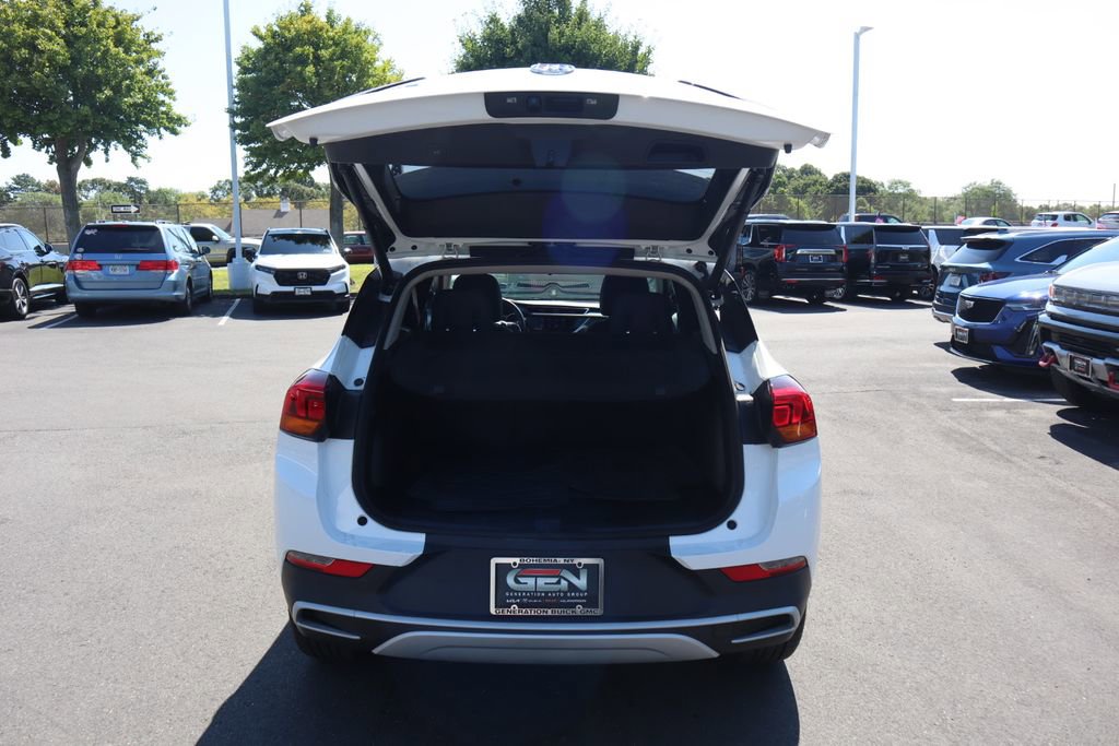 Used 2022 Buick Encore GX Select image 27