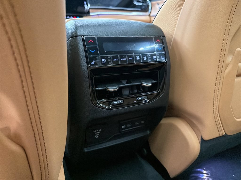 New 2026 Jeep Grand Cherokee Summit AWD/4WD image 12