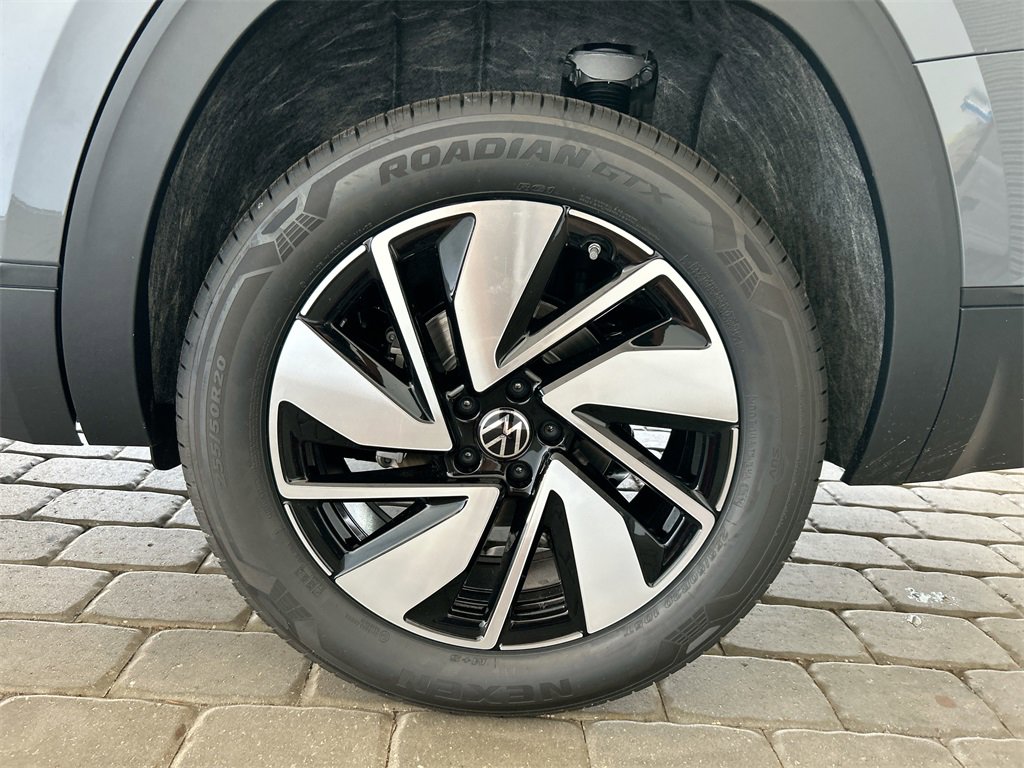 New 2026 Volkswagen Atlas SE image 42