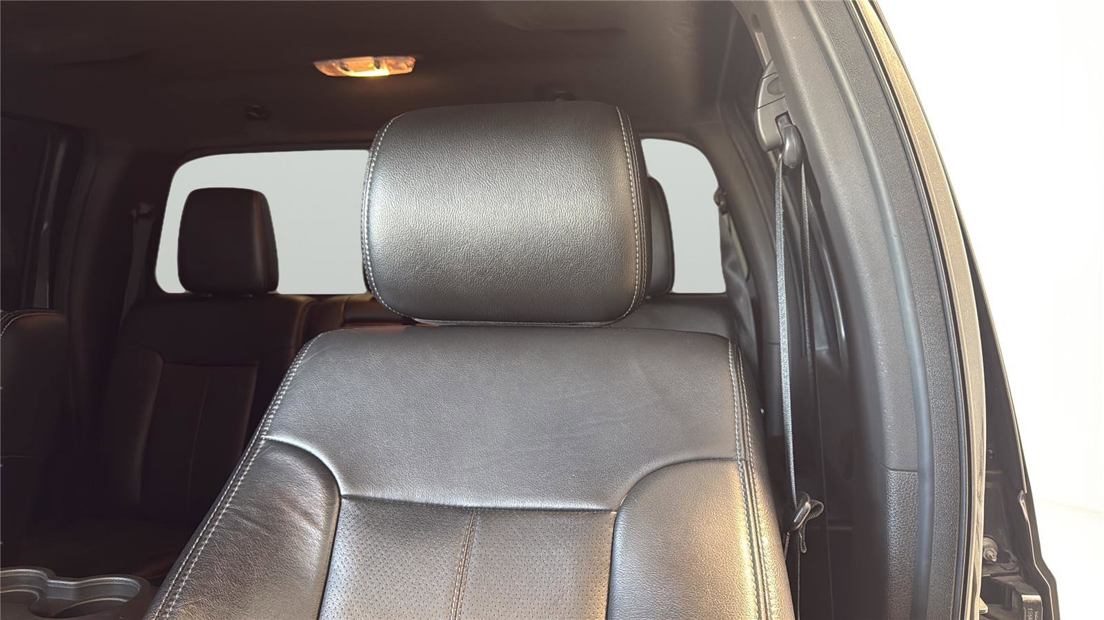 Used 2016 Ford F250 Lariat w/ Chrome Package AWD/4WD image 26