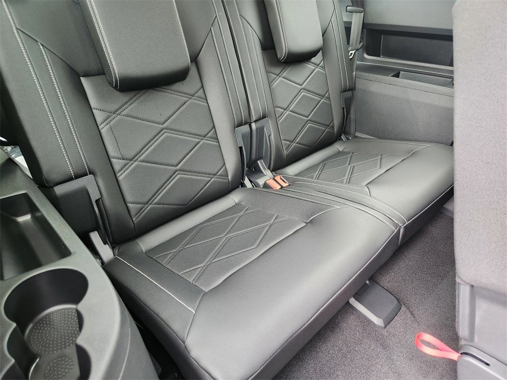 New 2025 Volkswagen Atlas SE image 27