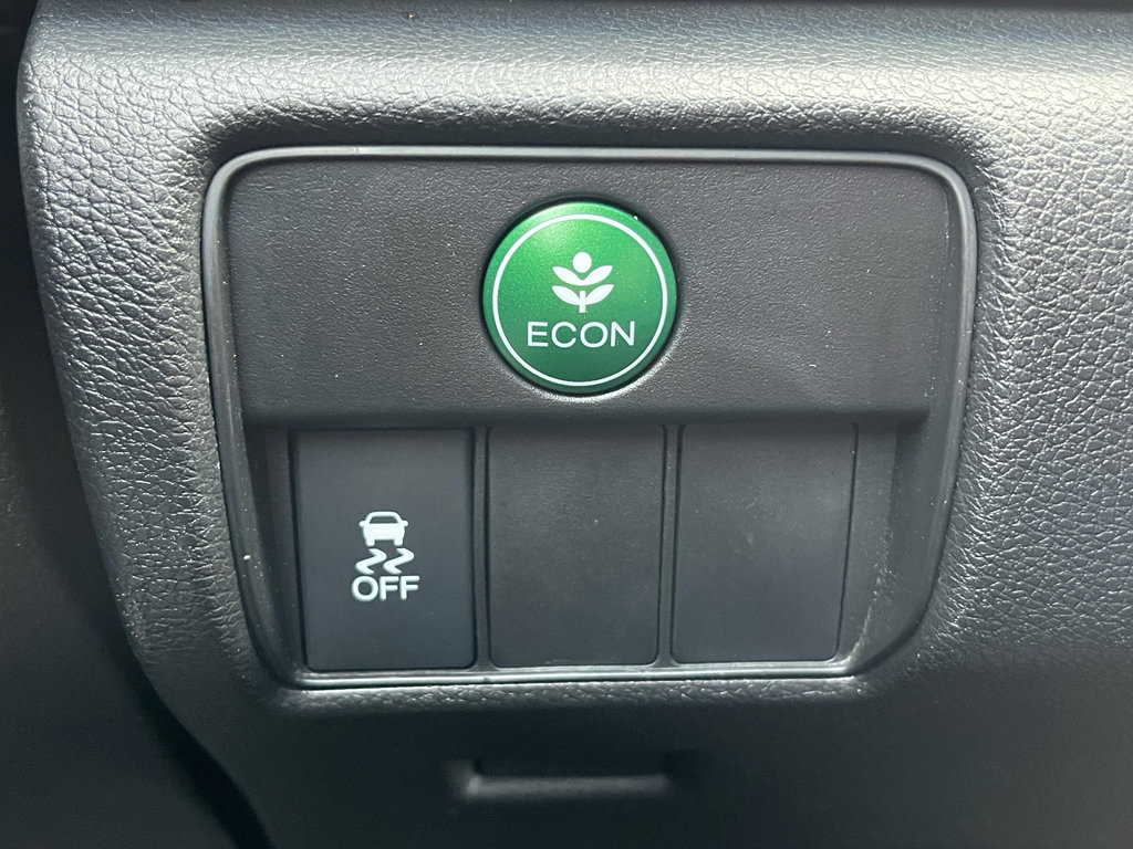 Used 2016 Honda Accord EX image 11