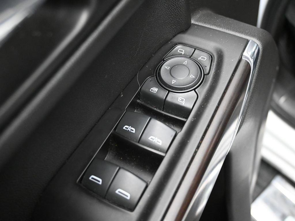 Used 2019 GMC Sierra 1500 SLT w/ SLT Premium Package image 33