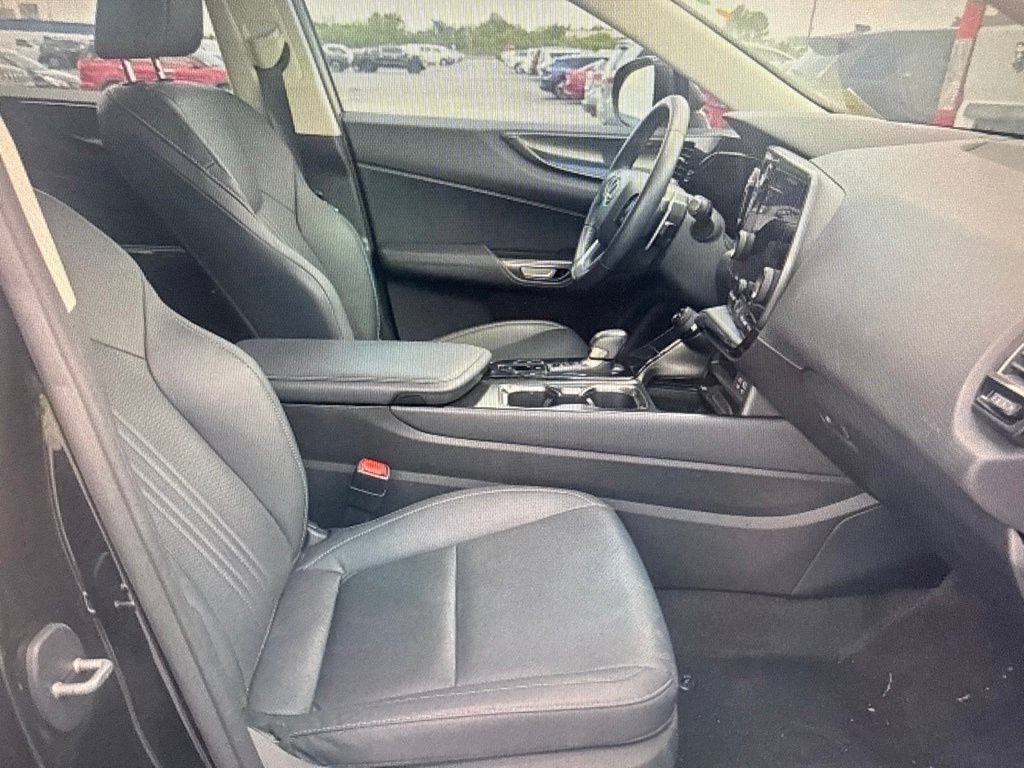 Used 2022 Lexus NX 250 FWD w/ Towing Package (2000 Lbs) image 10