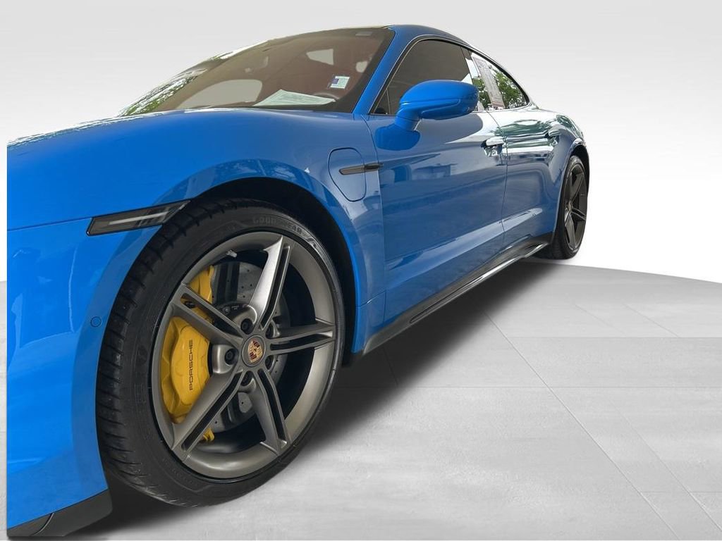 Used 2022 Porsche Taycan Turbo S w/ Premium Package image 18