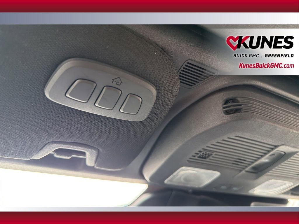 Used 2025 Ford Mustang GT Premium image 39