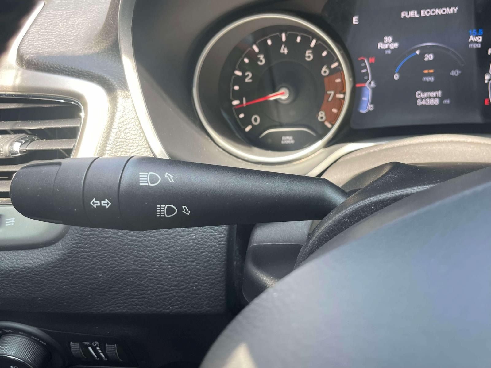 Used 2018 Jeep Compass Latitude w/ Popular Equipment Group AWD/4WD image 23