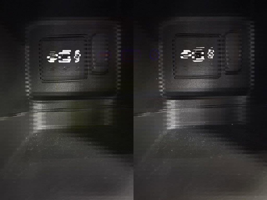 Certified 2022 Chevrolet Equinox LS w/ LS Convenience Package image 30