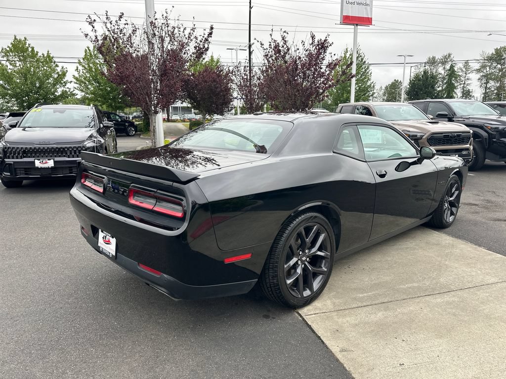 Used 2021 Dodge Challenger R/T w/ Blacktop Package RWD image 5