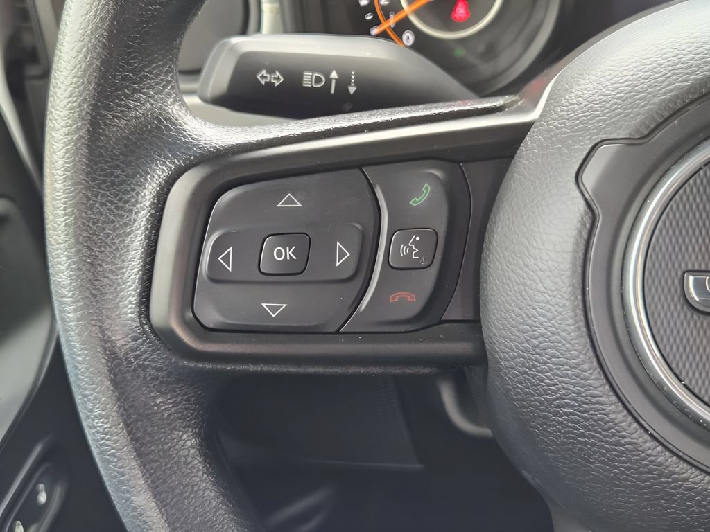 Used 2025 Jeep Wrangler Sport AWD/4WD image 25