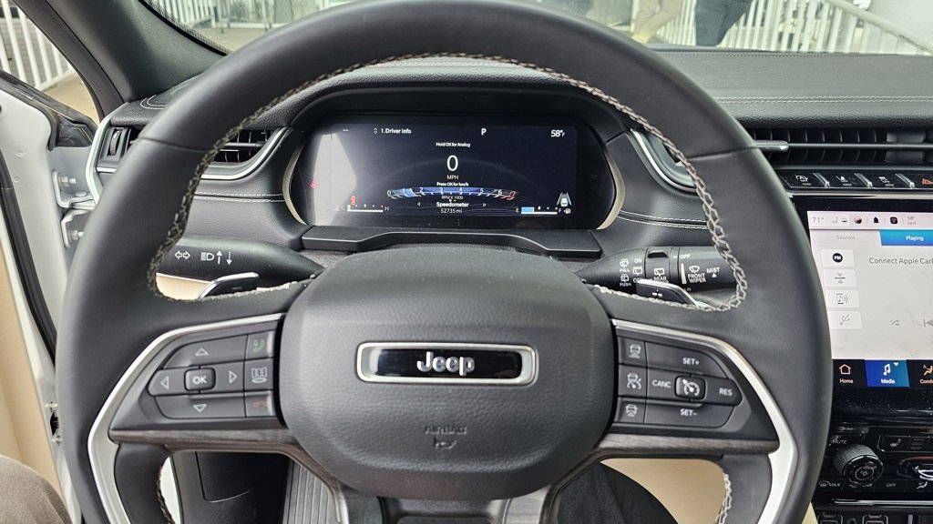 Used 2023 Jeep Grand Cherokee L Limited w/ Luxury Tech Group II image 13