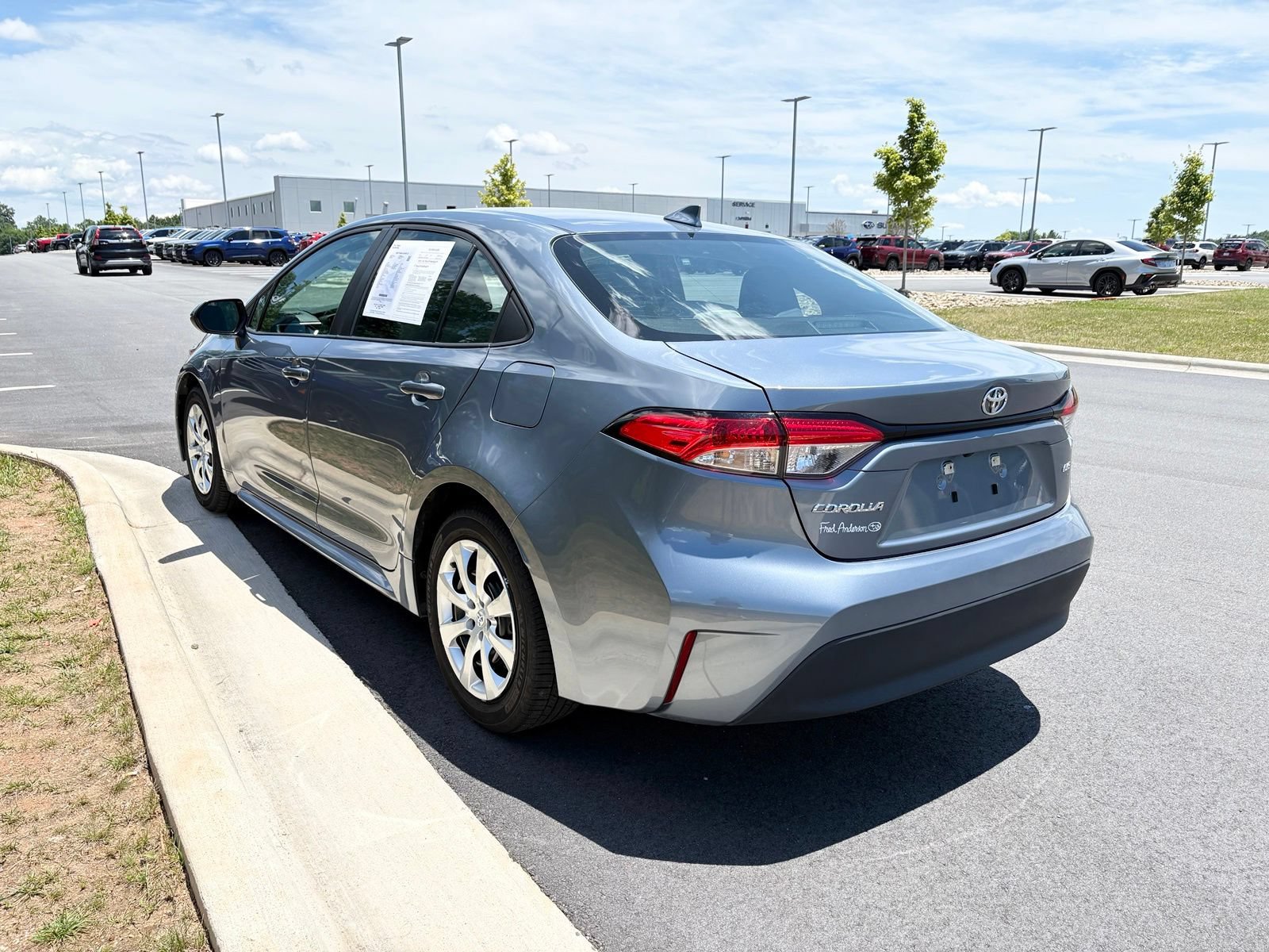 Used 2024 Toyota Corolla LE FWD image 6