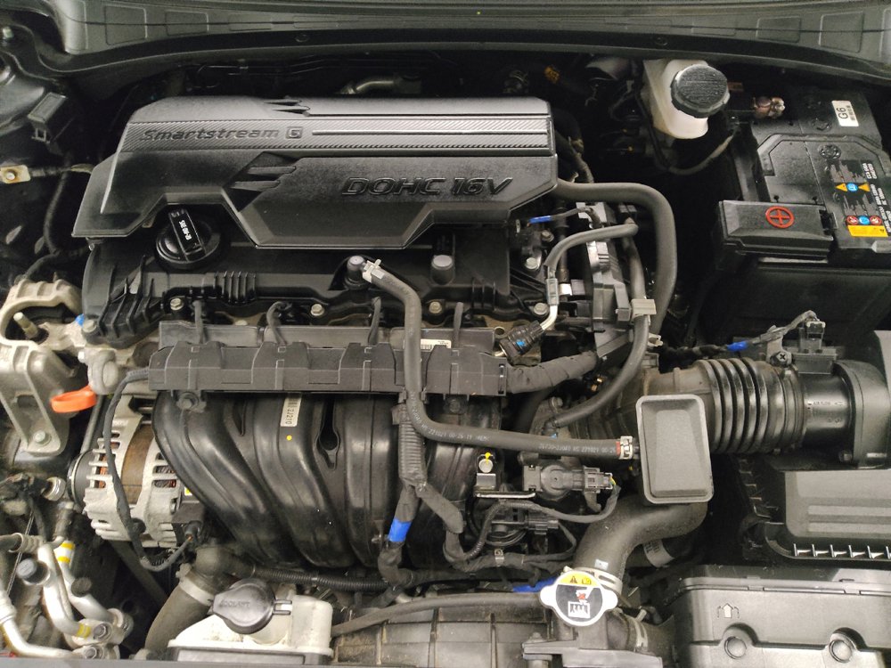 Used 2023 Hyundai Elantra SEL FWD image 30