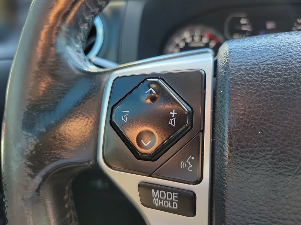 Used 2018 Toyota Tundra Limited w/ Limited Premium Package image 20