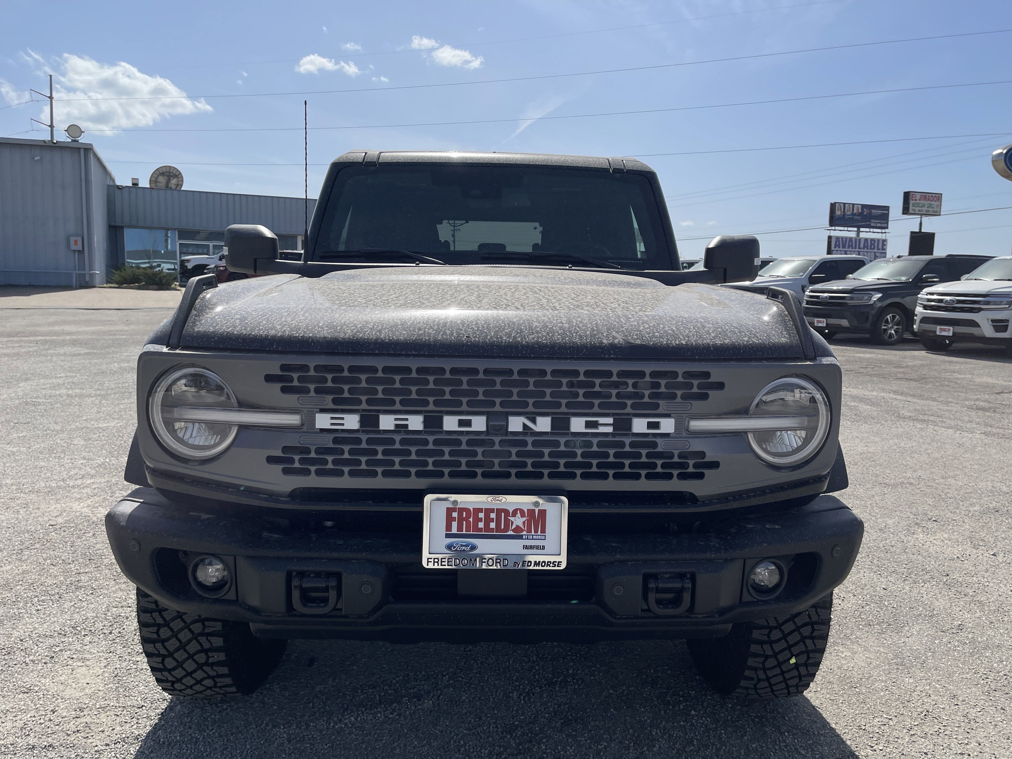 New 2025 Ford Bronco Badlands image 9