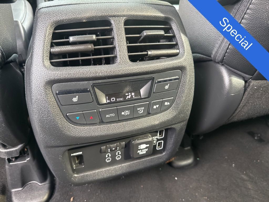 Used 2019 Honda Pilot Touring image 8