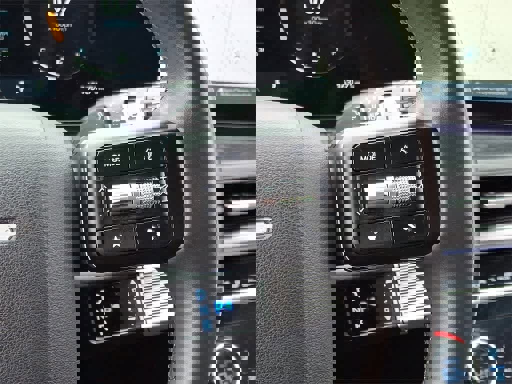 Used 2025 Hyundai Santa Fe Limited image 24