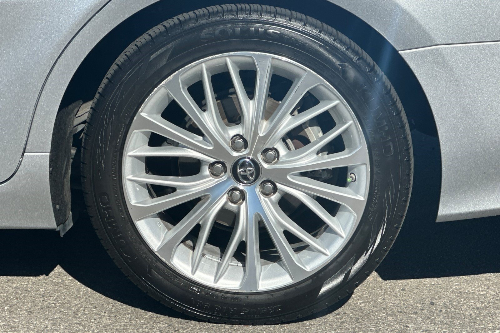 Used 2019 Toyota Camry XLE w/ Driver Assist Package FWD image 36