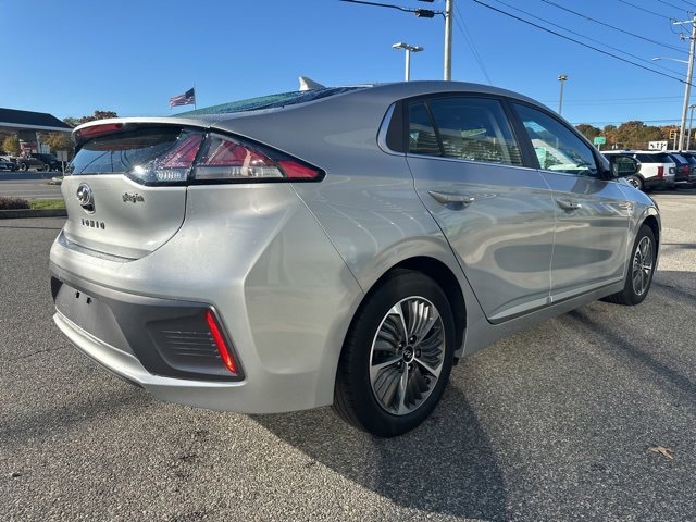 Used 2022 Hyundai Ioniq SEL image 5