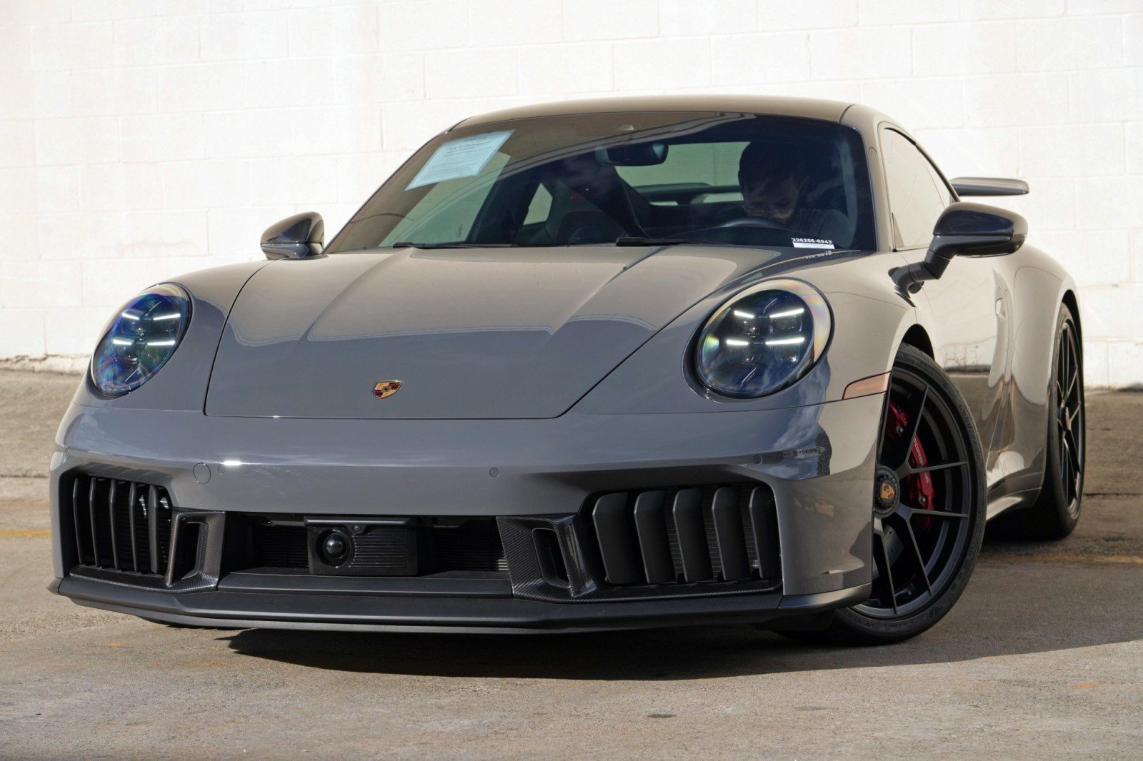Used 2025 Porsche 911 GTS image 3