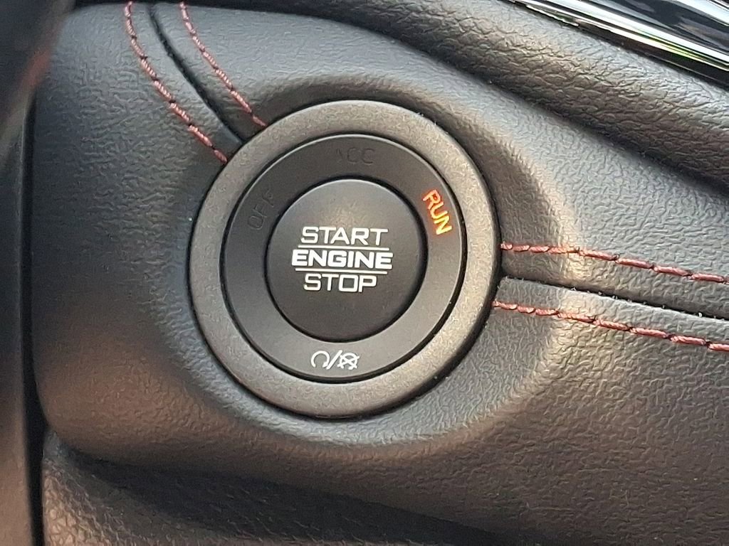 Used 2022 Dodge Durango R/T w/ Blacktop Package AWD/4WD image 25
