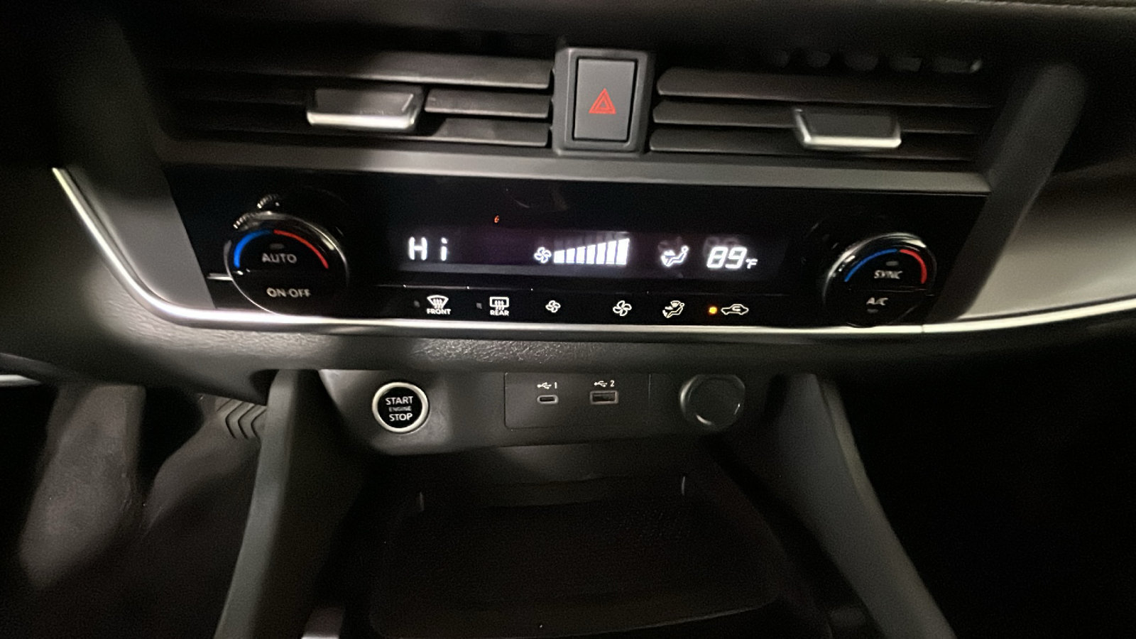Used 2023 Nissan Rogue SV AWD/4WD image 27