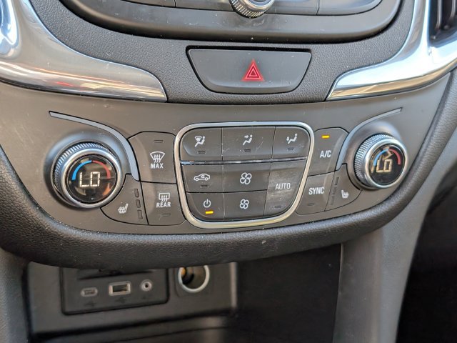 Used 2019 Chevrolet Equinox LT FWD image 15