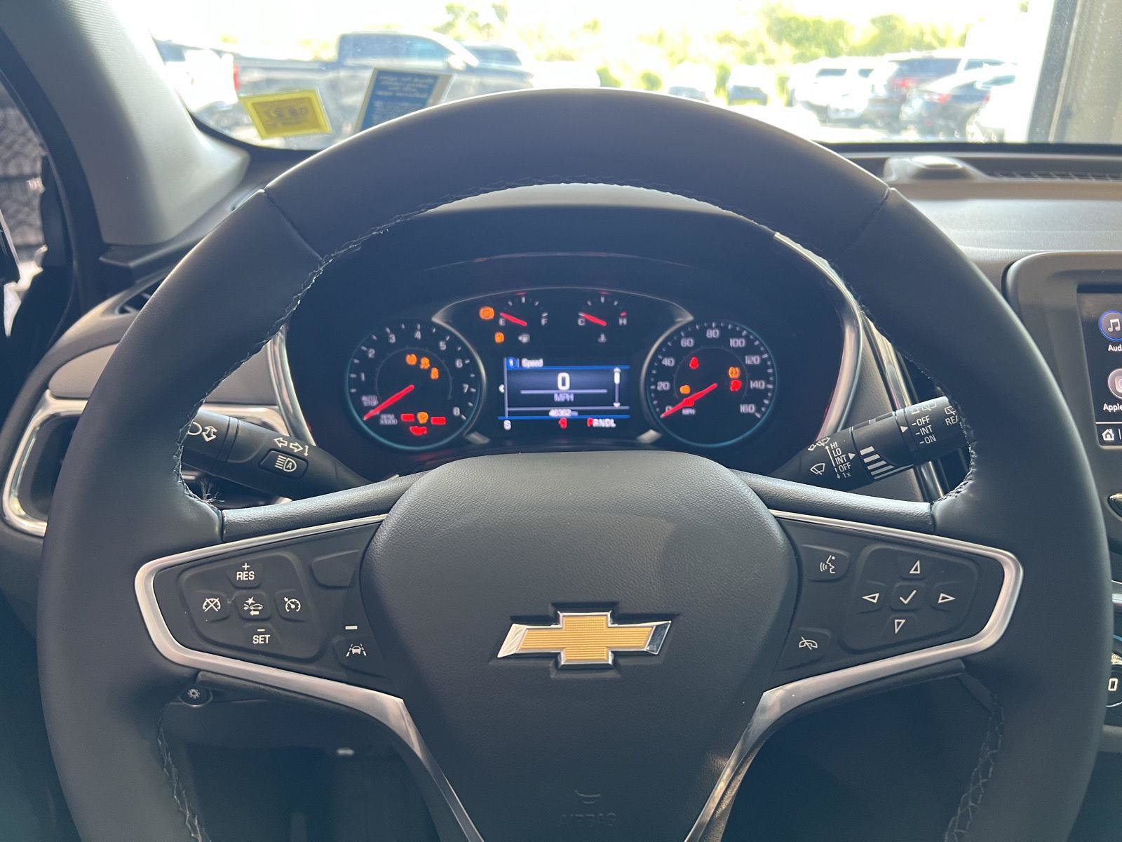 Used 2023 Chevrolet Equinox LT AWD/4WD image 16