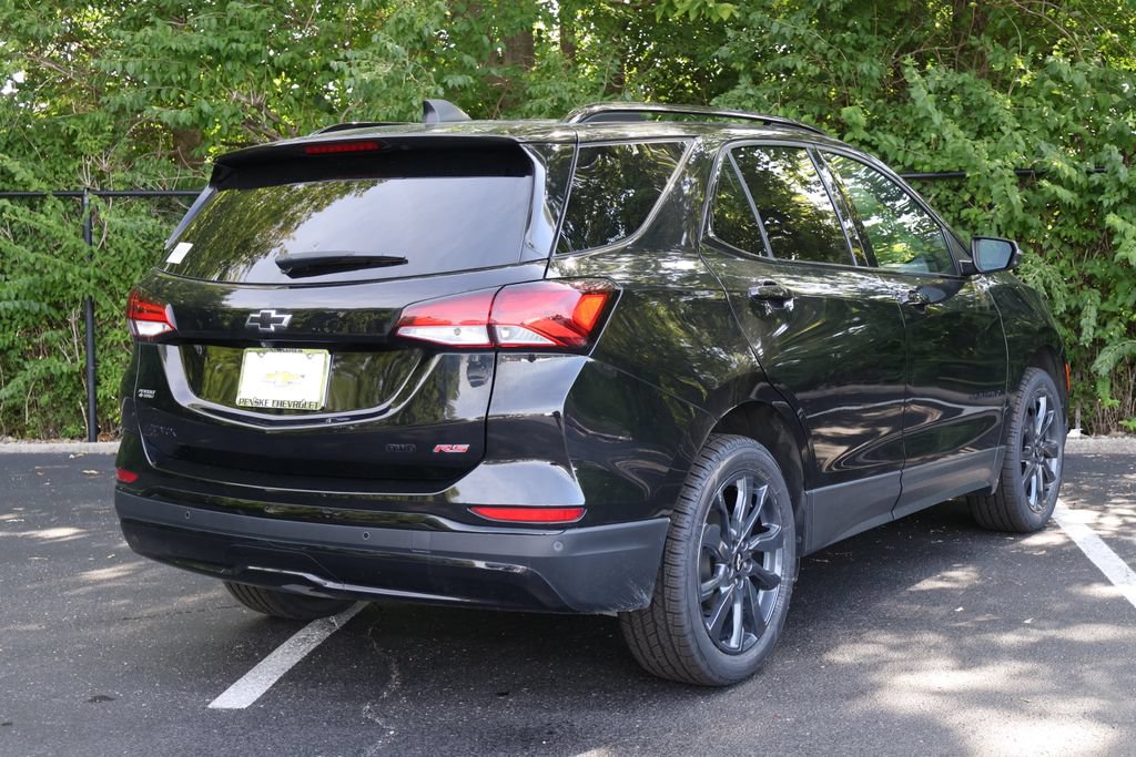 Certified 2024 Chevrolet Equinox RS AWD/4WD image 10