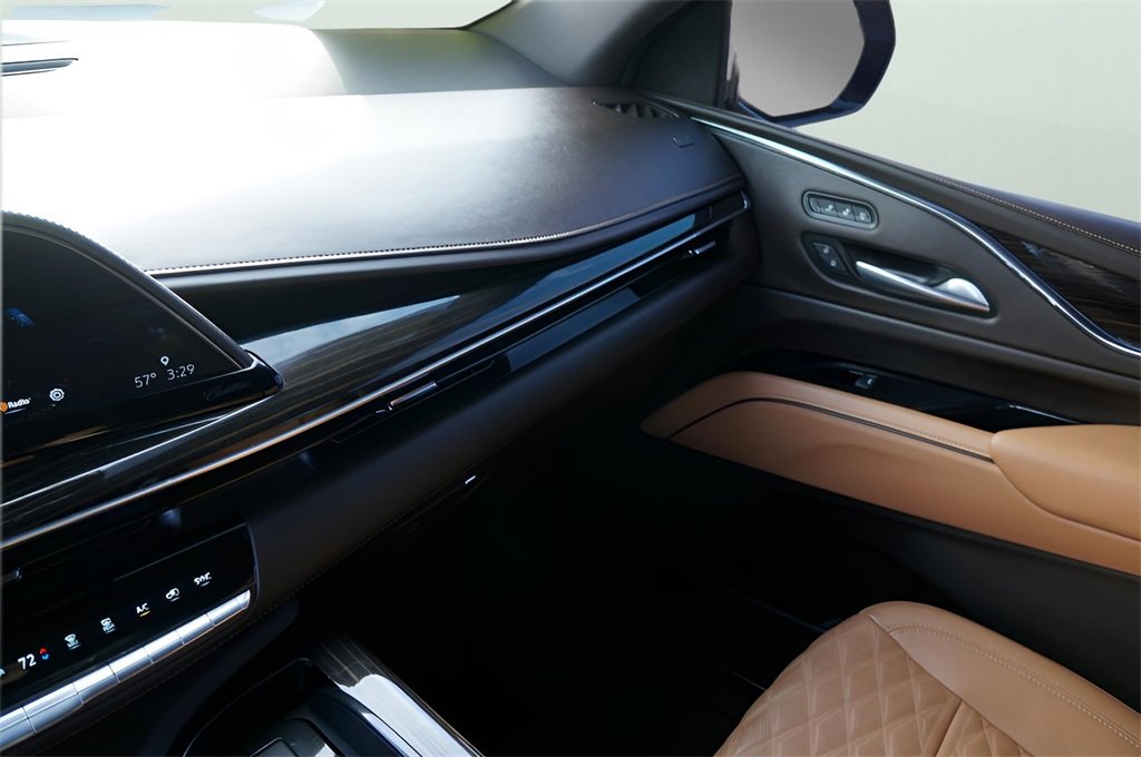 Used 2021 Cadillac Escalade Sport w/ Driver Assist Tech Package image 33