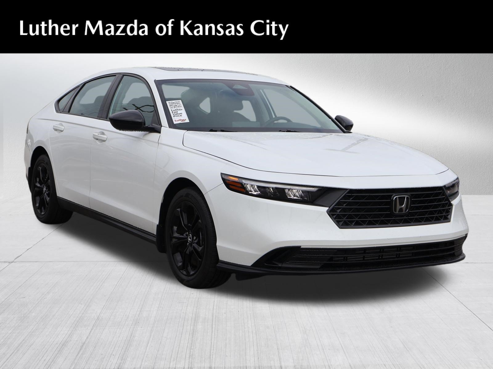 Used 2025 Honda Accord SE image 1