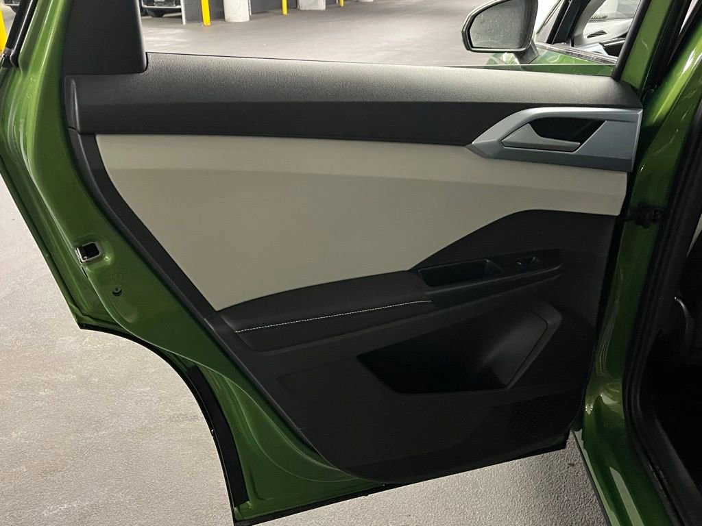 New 2026 Volkswagen Taos SE image 20