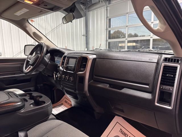 Used 2021 RAM 1500 Classic SLT image 27
