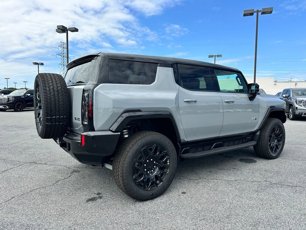 New 2026 GMC Hummer EV SUV w/ LPO, Sport Package AWD/4WD image 10